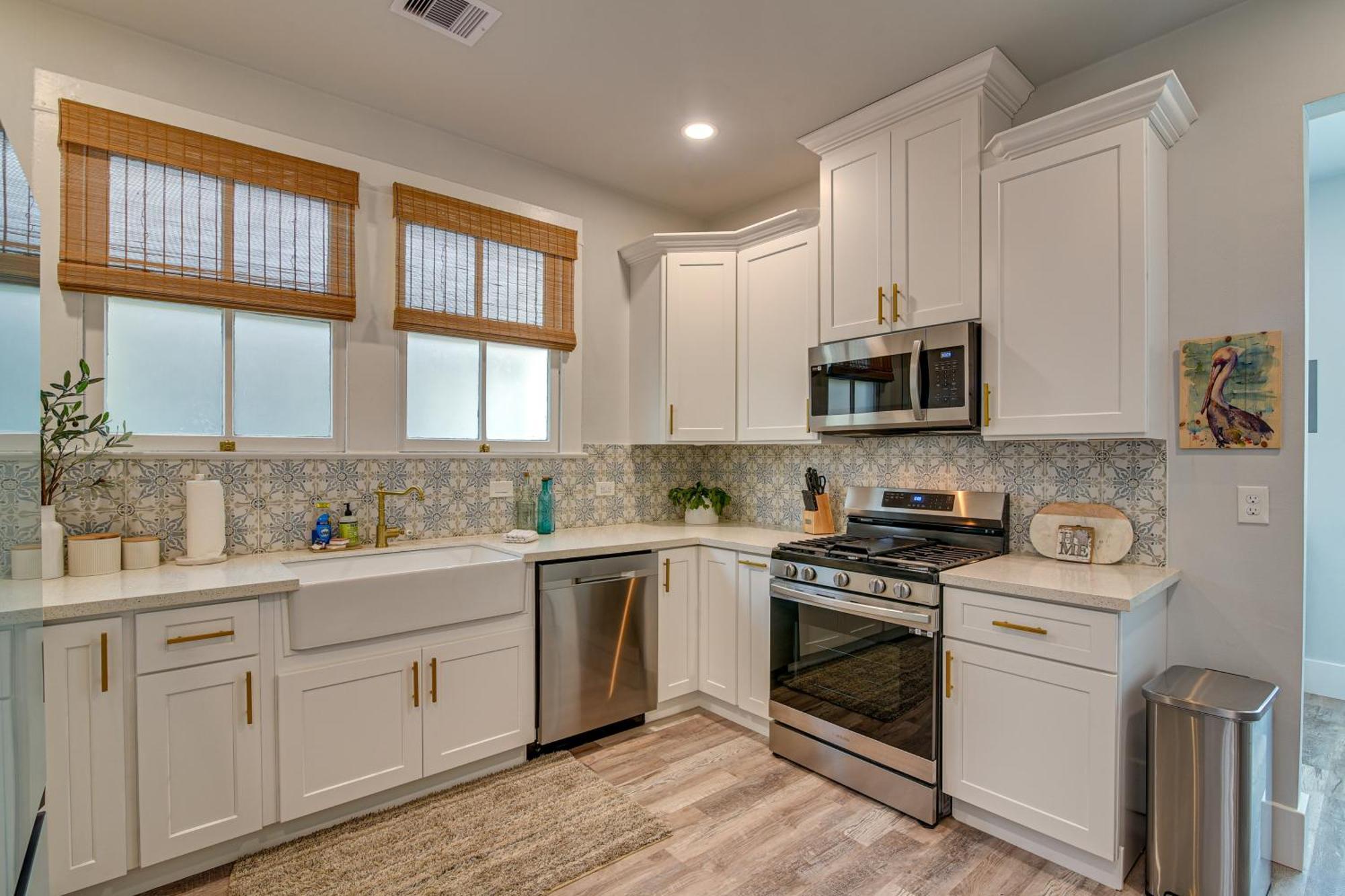 Walk To Galveston Beach Texas Home With Fenced Yard Екстер'єр фото